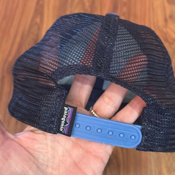 Patagonia blue trucker hat - Picture 2 of 4